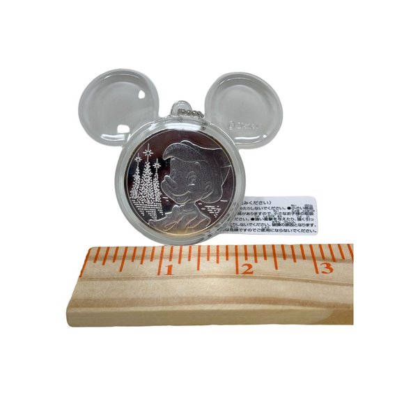 Tokyo Disney Sea 2005 Commemorative Coin Pinocchio Christmas Souvenir Keychain i - Picture 8 of 8